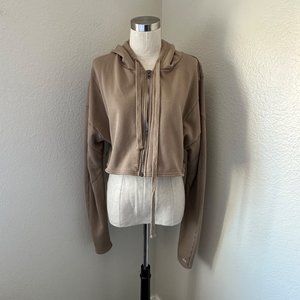 alo yoga cropped sweatshirt in brown color Sz M